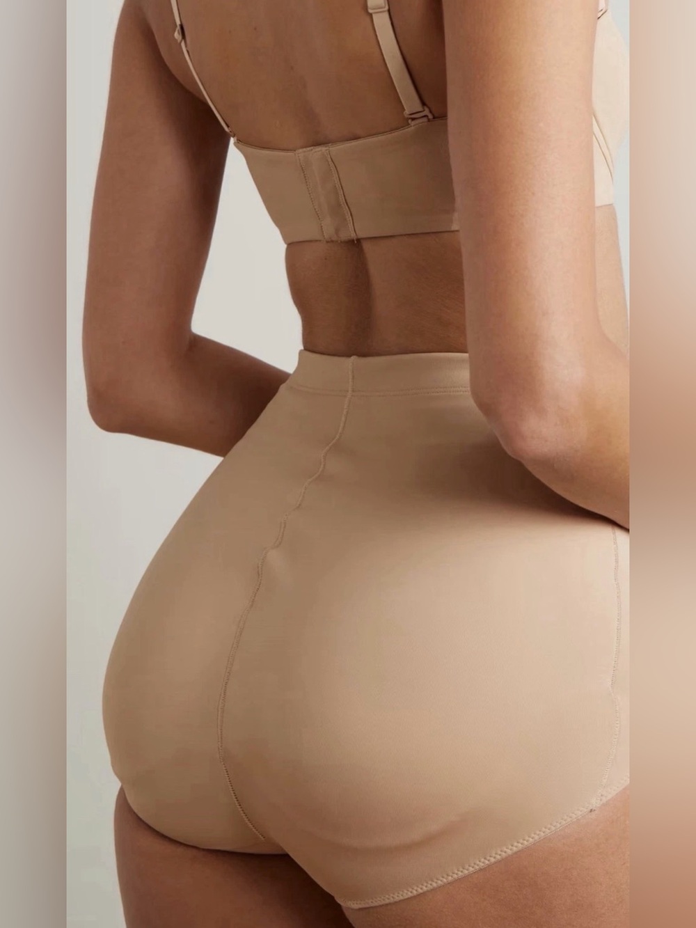 SKIMS Body Butt Enhancing Brief in Clay 2X *With Pads*